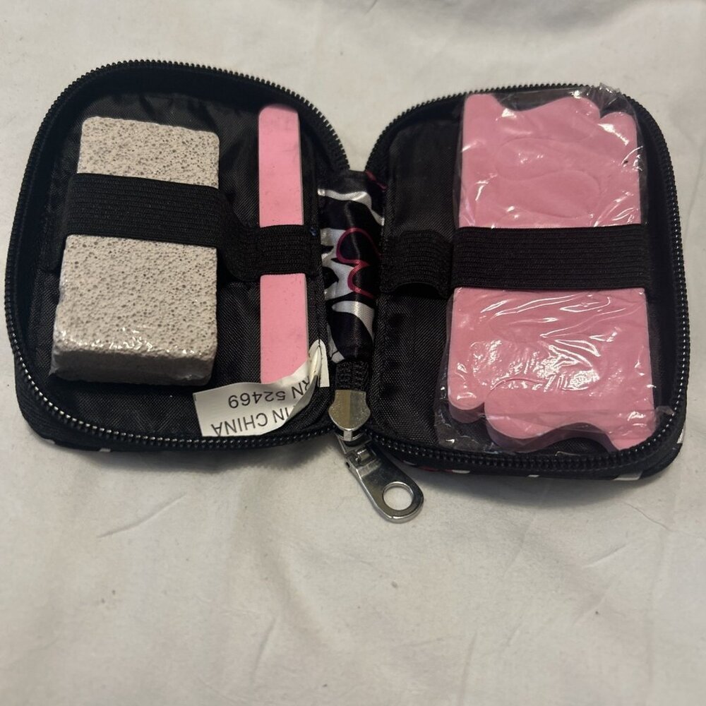 Nail Grooming Kit Case Purse Pumice Stone File Finger Divider Travel Size Zip